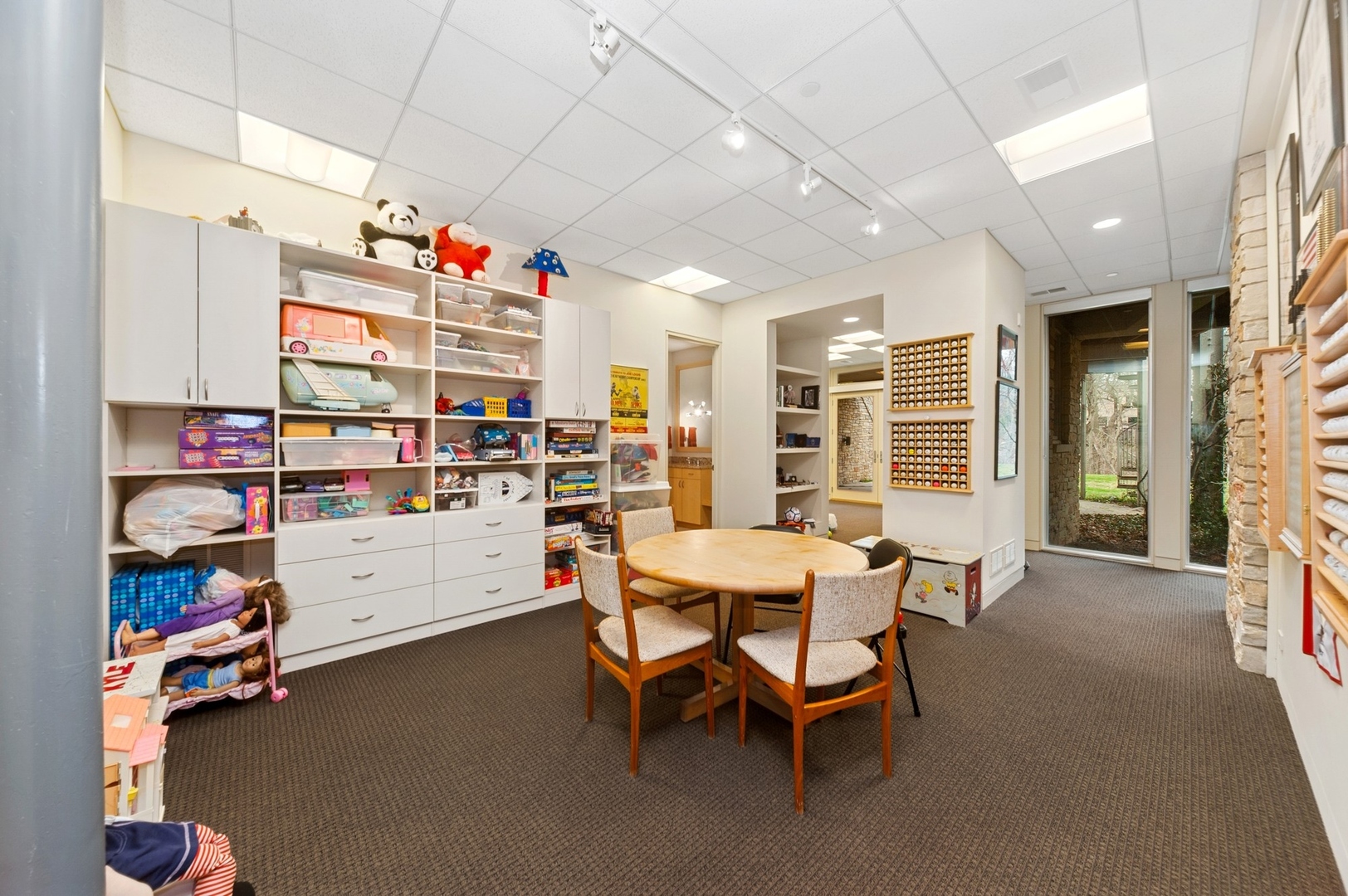 282 Linden Park Pl Highland Park, IL 60035