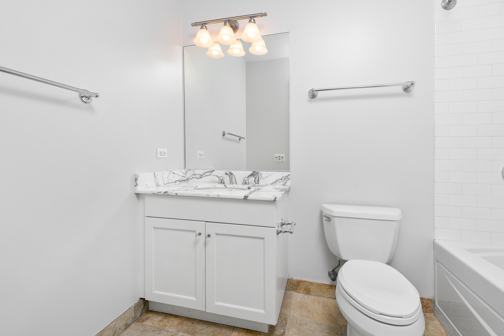 21 E Huron St #4701 Chicago, IL 60611