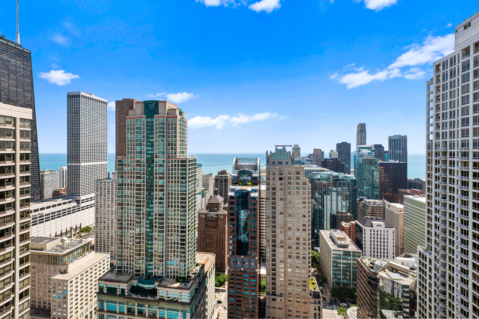 21 E Huron St #4701 Chicago, IL 60611