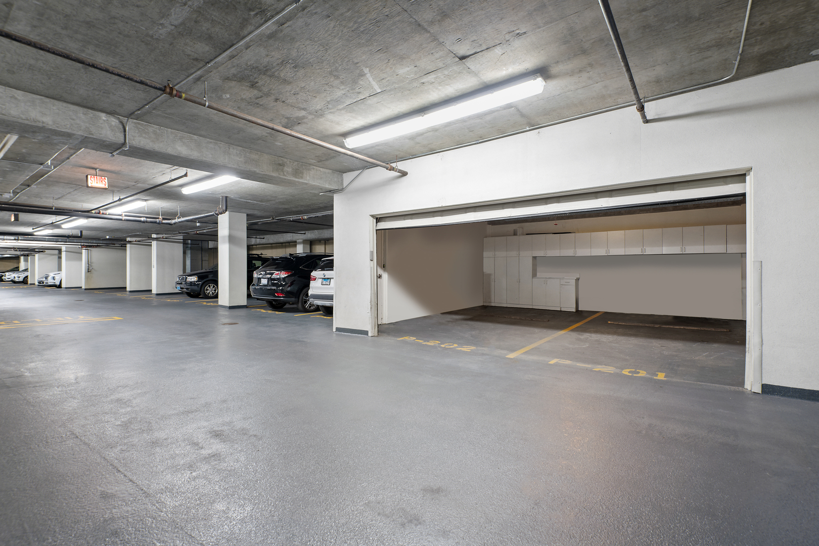 21 E Huron St #4701 Chicago, IL 60611