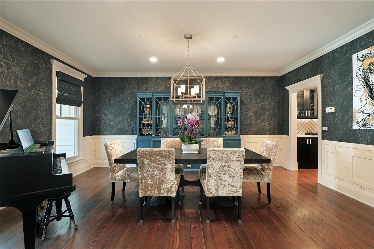 1423 Northwoods Rd Deerfield, IL 60015