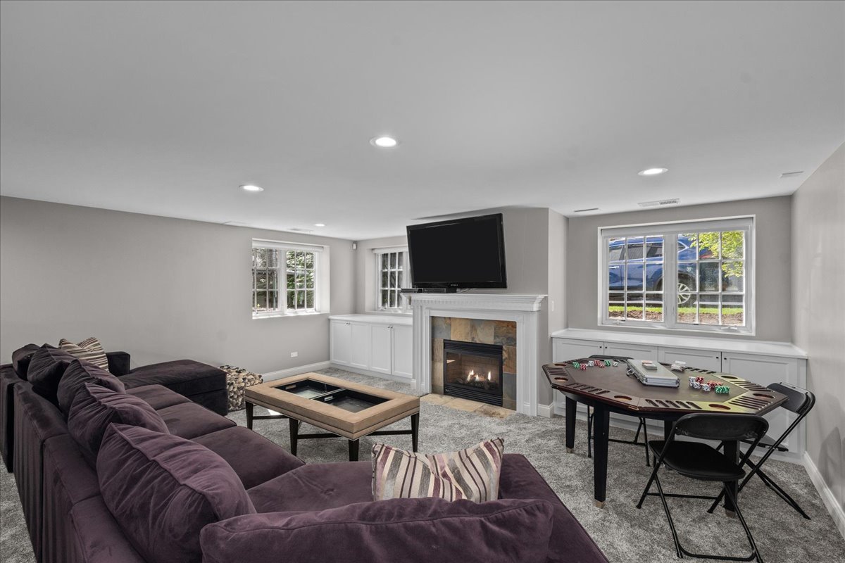 1423 Northwoods Rd Deerfield, IL 60015