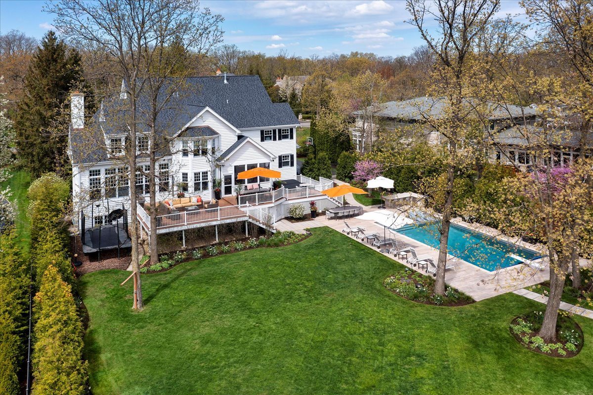 1423 Northwoods Rd Deerfield, IL 60015