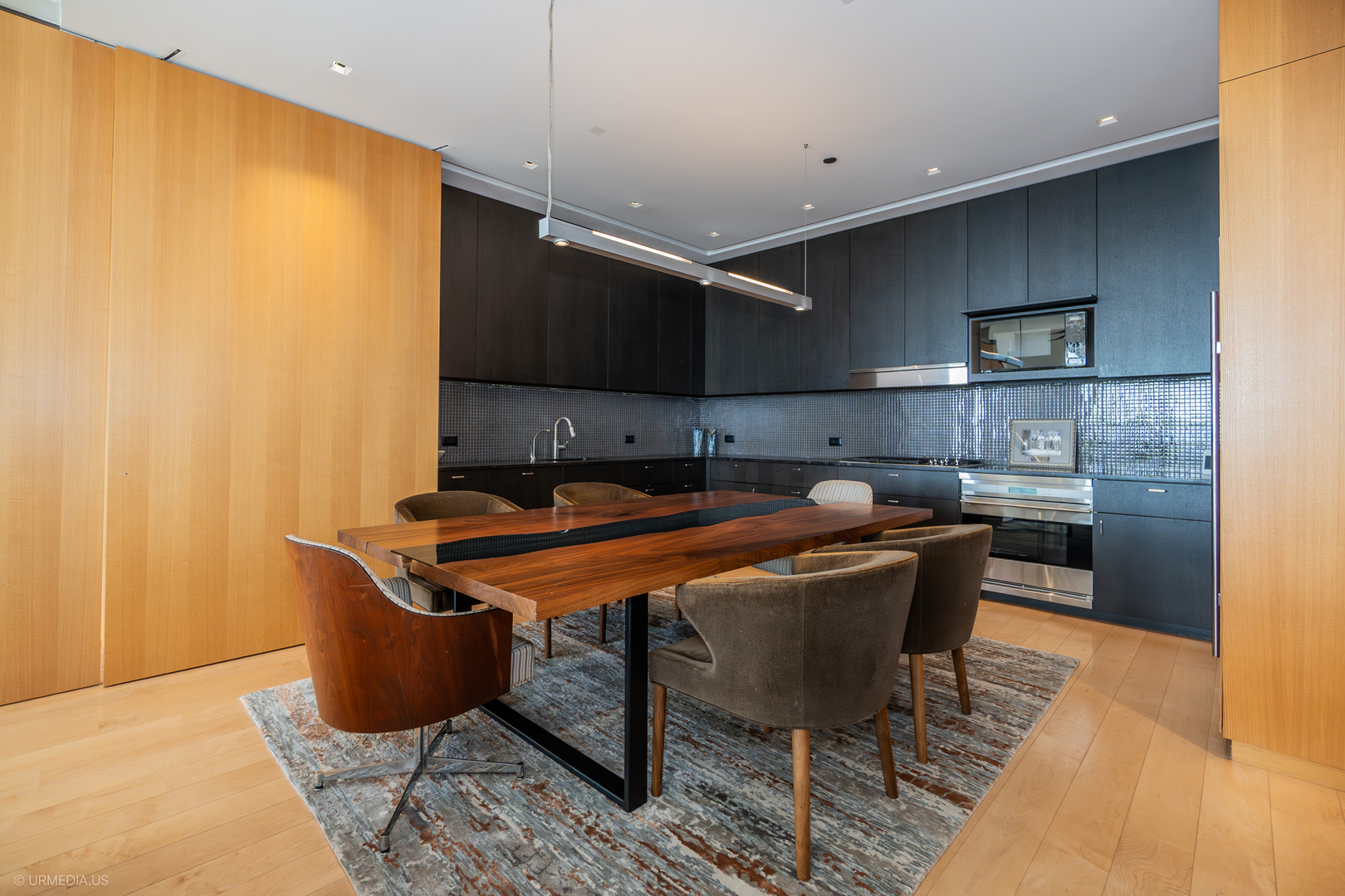 2550 N Lakeview Ave #S2502 Chicago, IL 60614