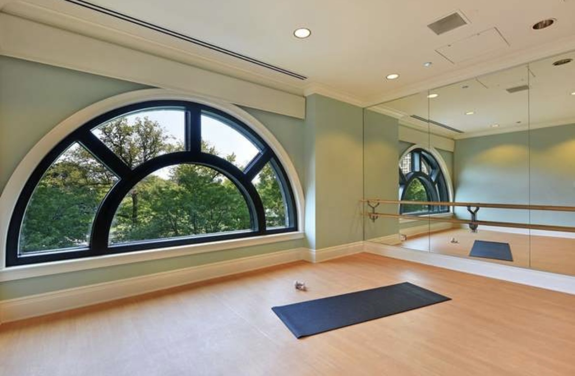 2550 N Lakeview Ave #S2502 Chicago, IL 60614