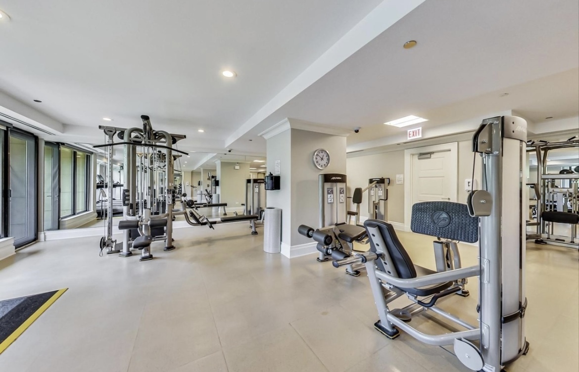 2550 N Lakeview Ave #S2502 Chicago, IL 60614