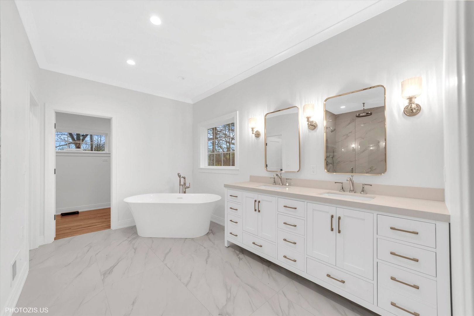 707 Brierhill Rd Deerfield, IL 60015