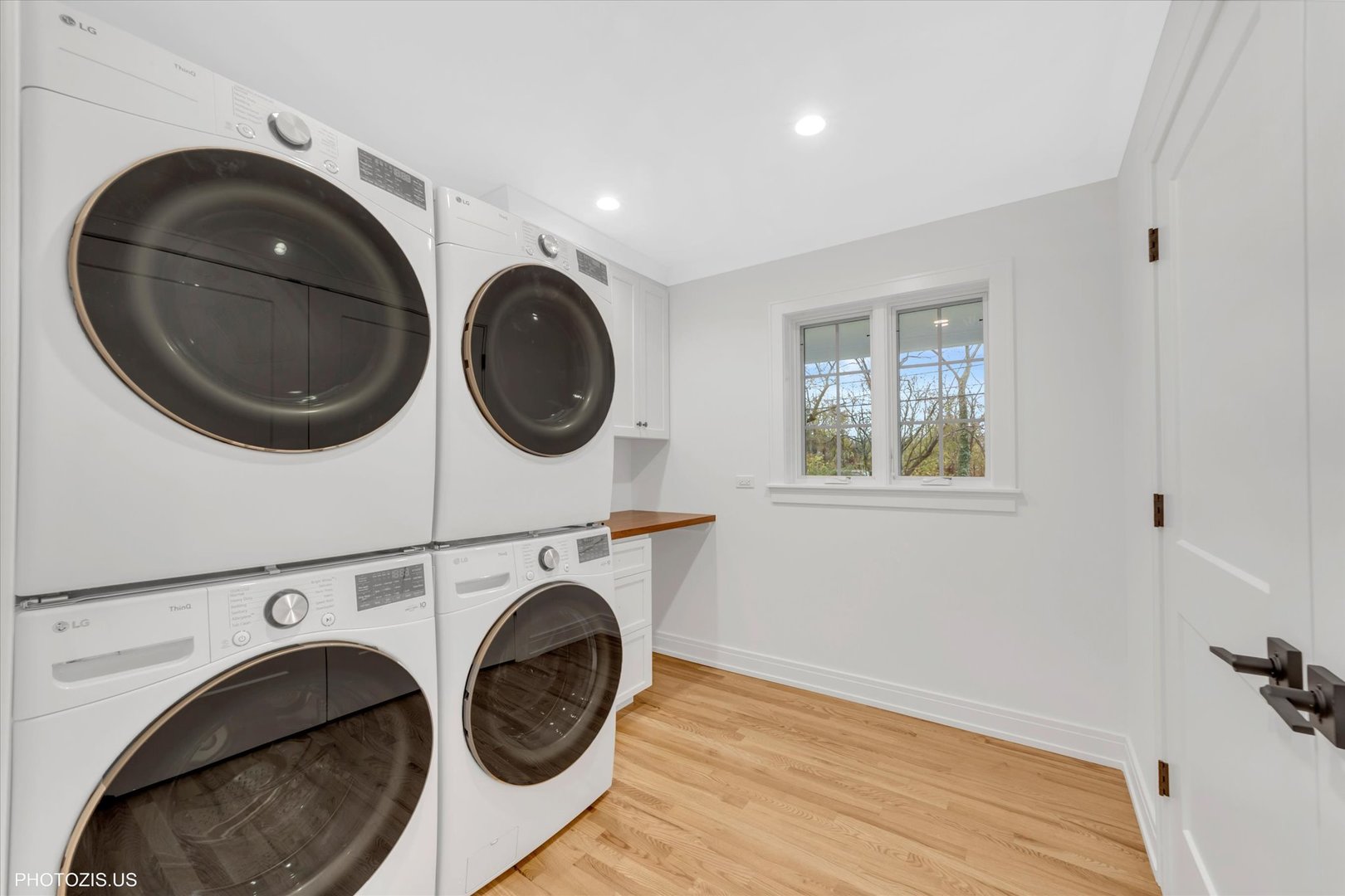 707 Brierhill Rd Deerfield, IL 60015