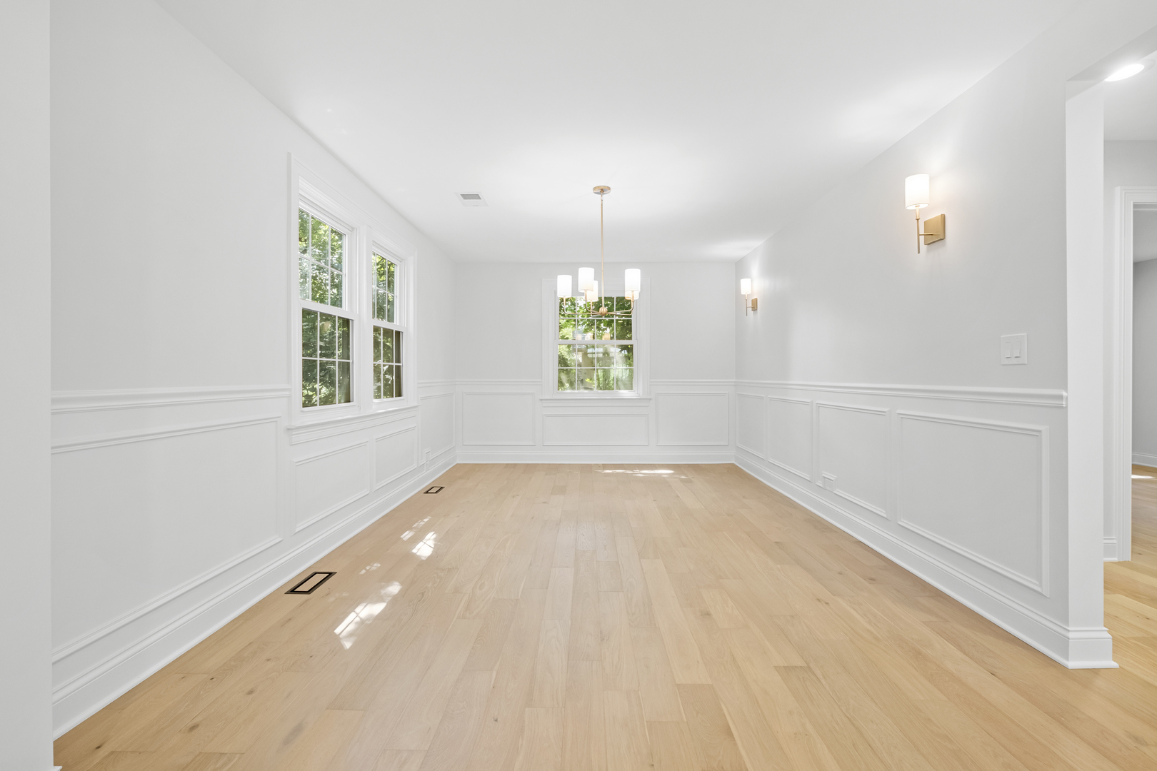 1410 Berkley Ct Deerfield, IL 60015