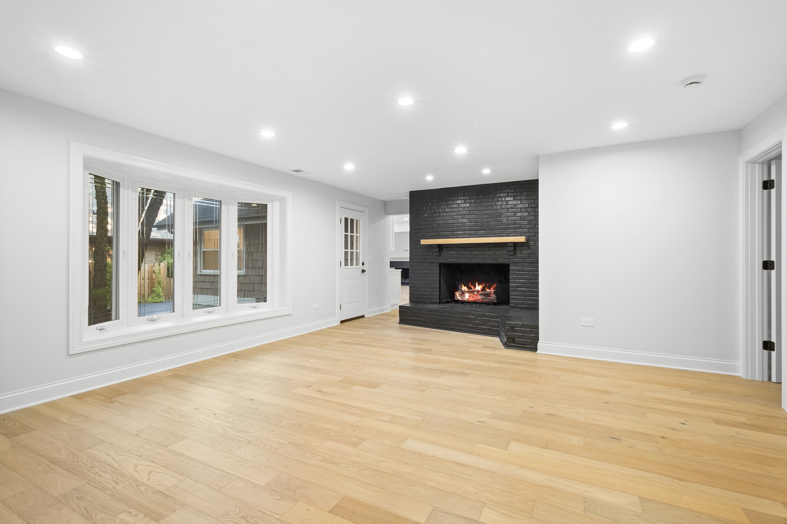 1410 Berkley Ct Deerfield, IL 60015