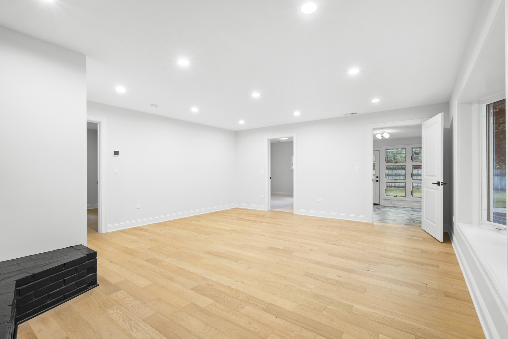 1410 Berkley Ct Deerfield, IL 60015