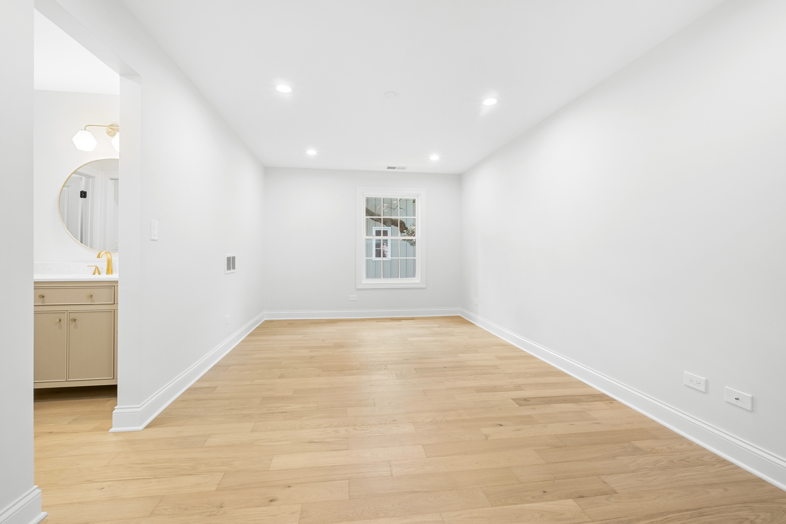 1410 Berkley Ct Deerfield, IL 60015