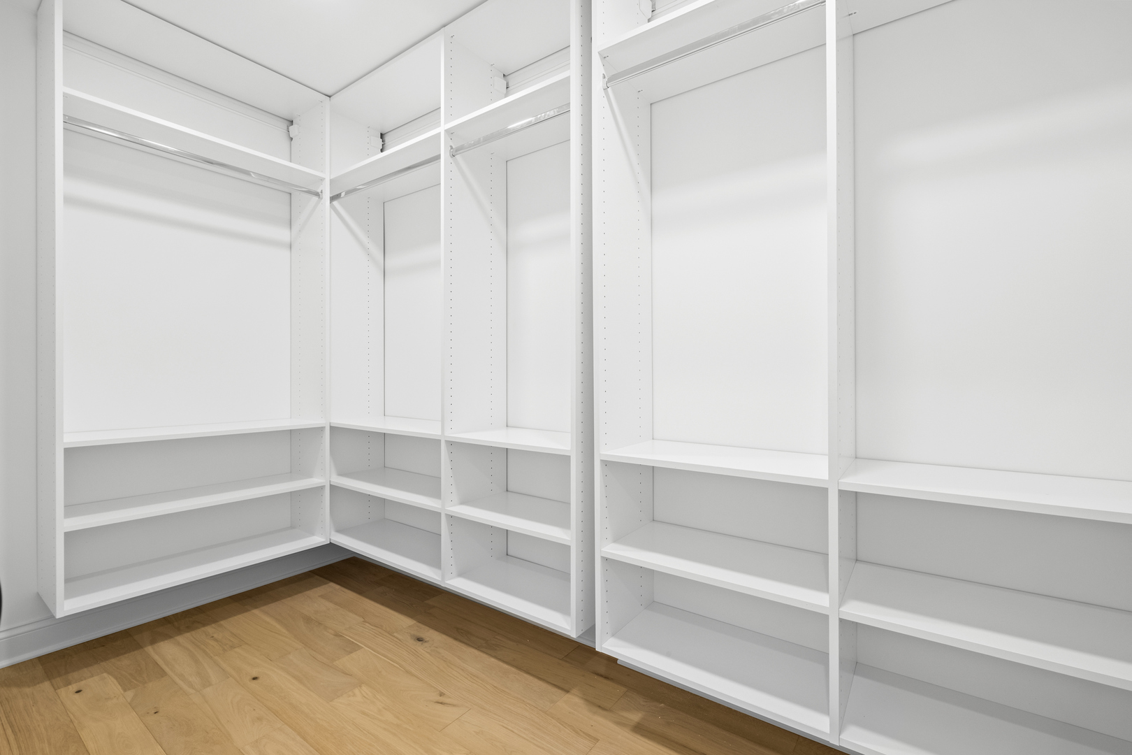 1410 Berkley Ct Deerfield, IL 60015