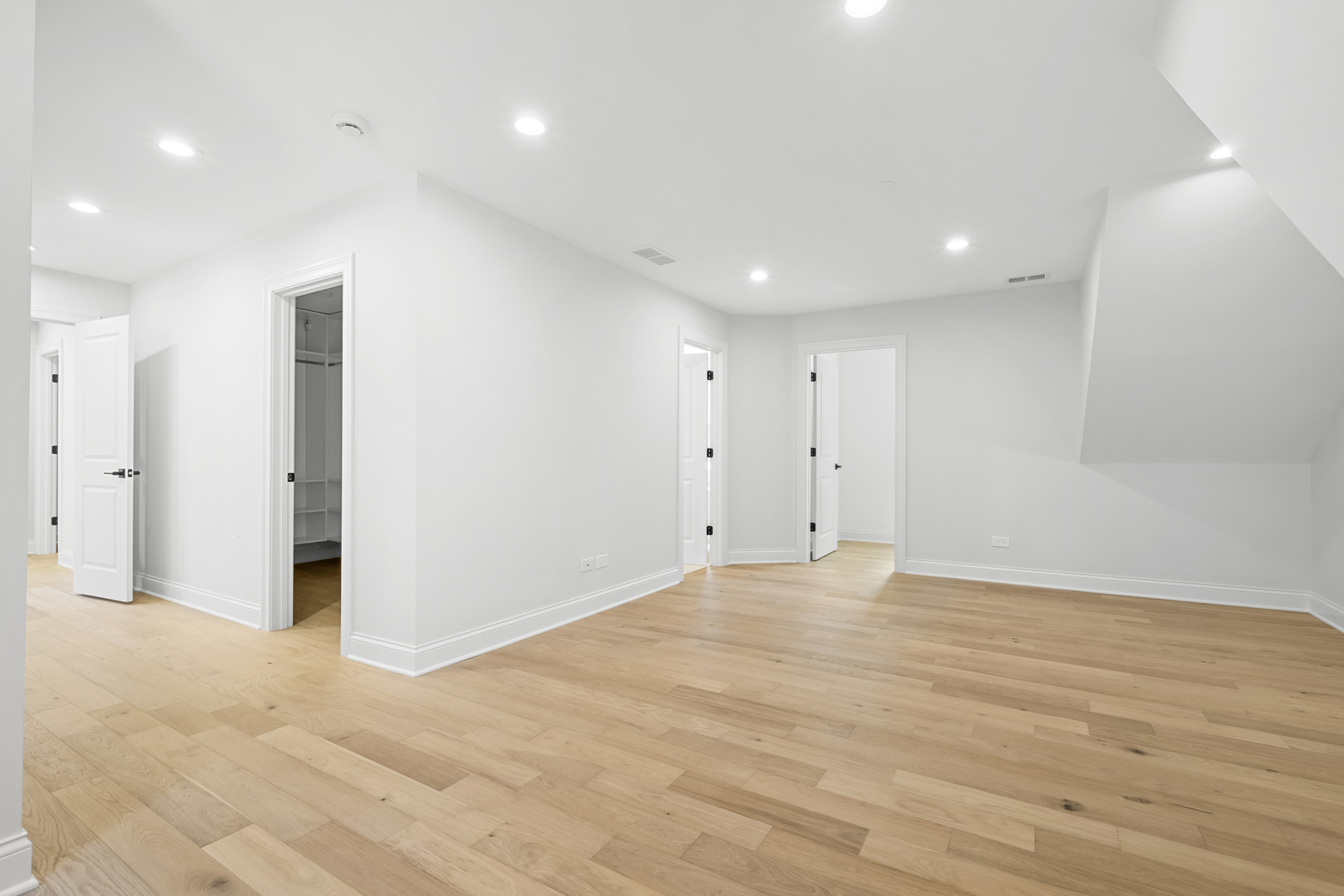 1410 Berkley Ct Deerfield, IL 60015