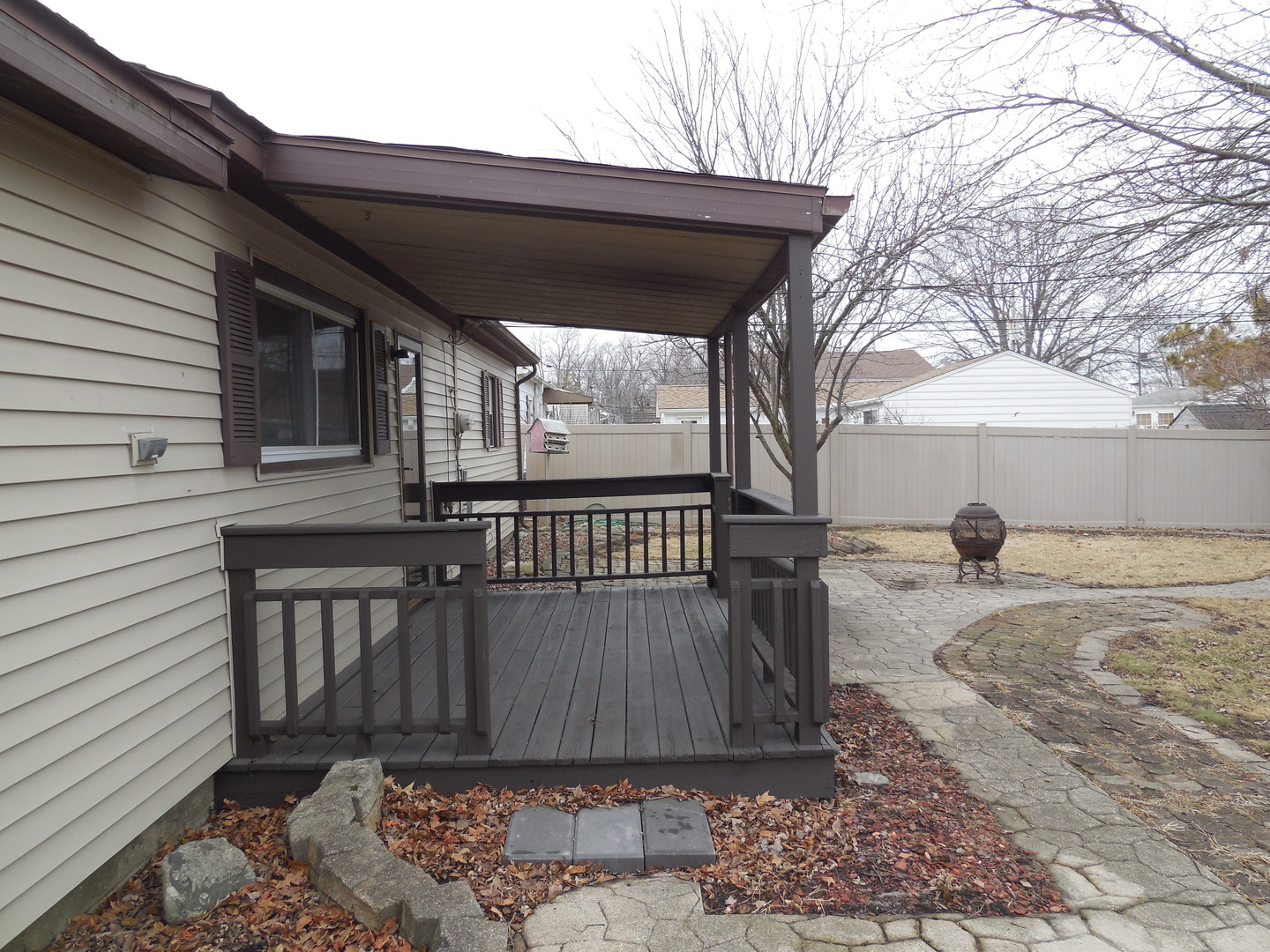 740 Hiawatha Dr Ottawa, IL 61350