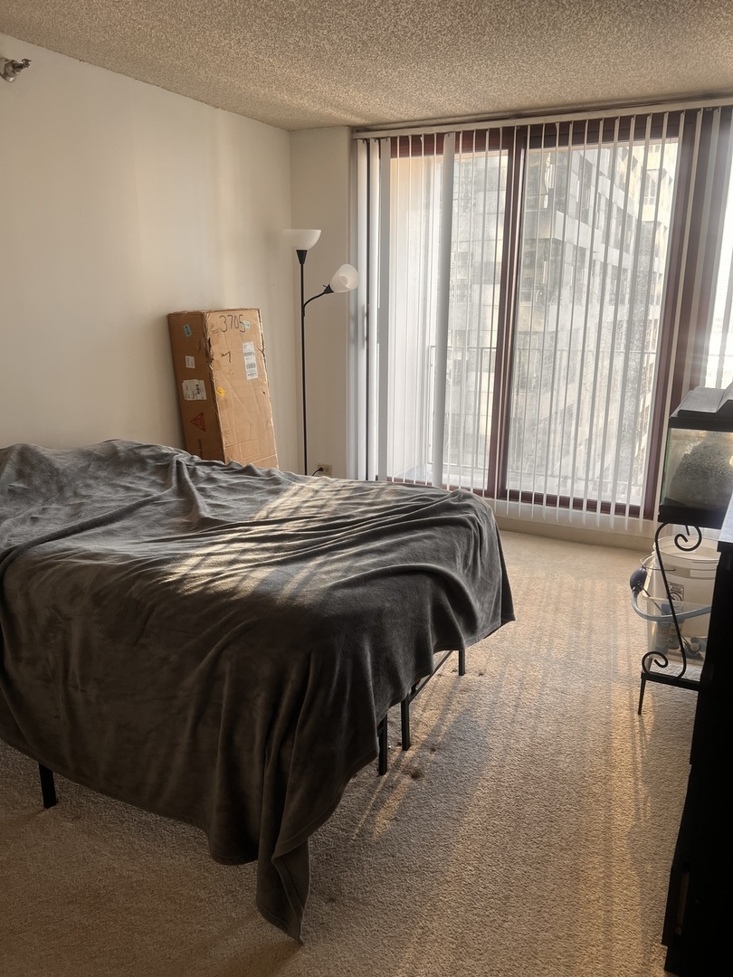 200 N Dearborn St #3705 Chicago, IL 60601