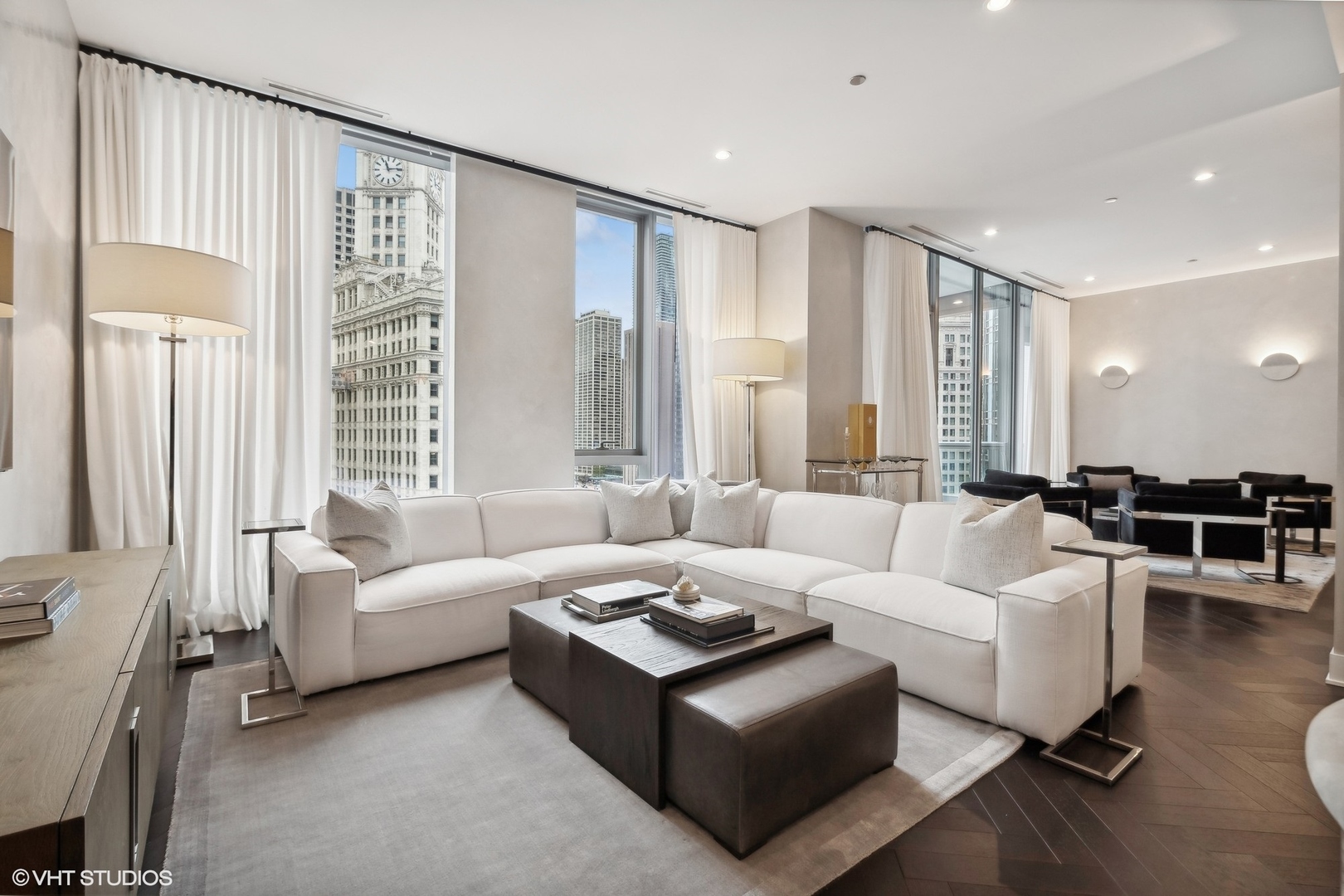 403 N Wabash Ave #12B Chicago, IL 60611