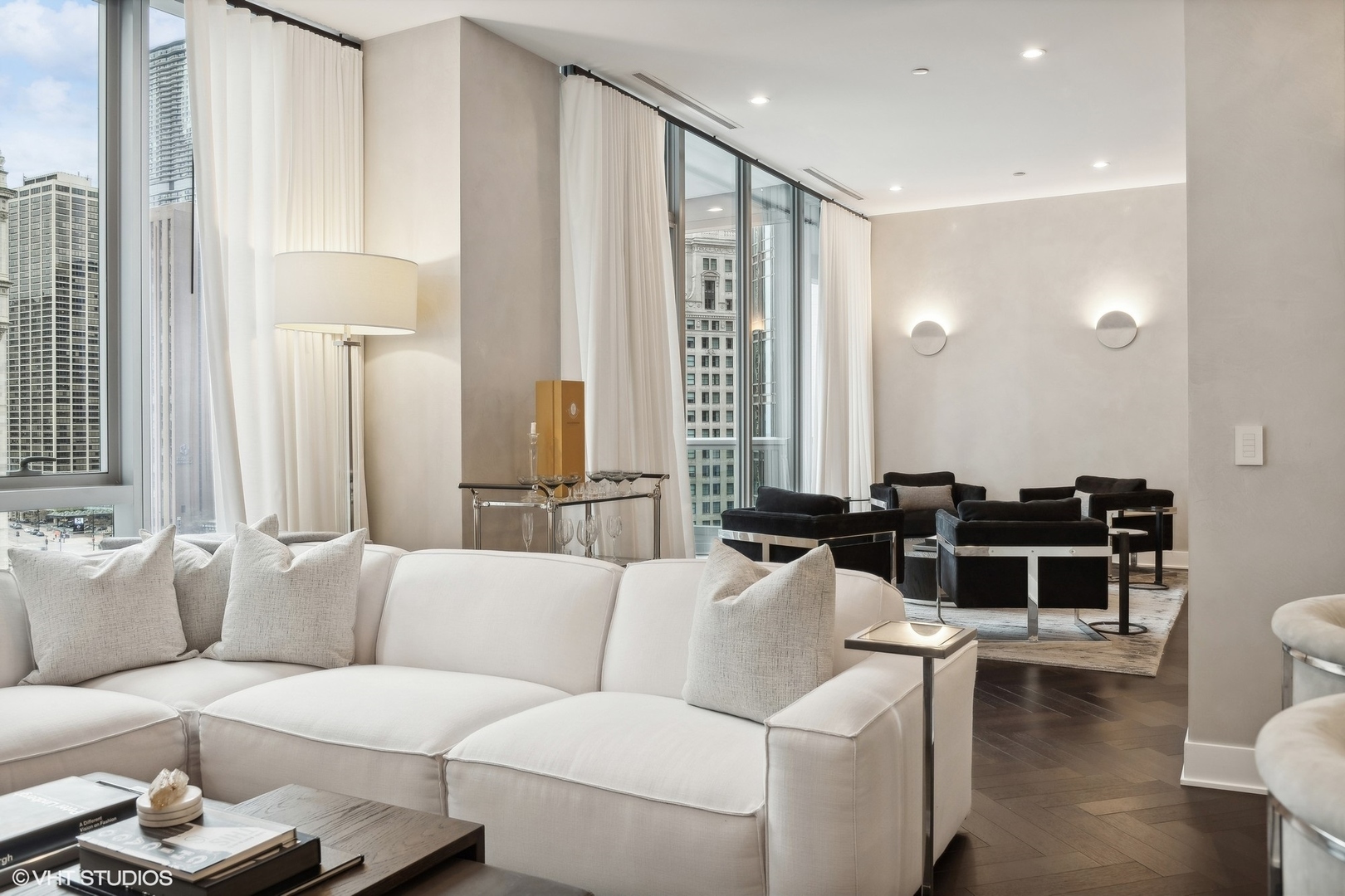 403 N Wabash Ave #12B Chicago, IL 60611