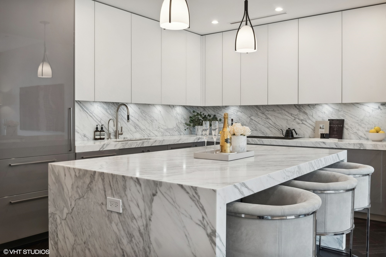 403 N Wabash Ave #12B Chicago, IL 60611