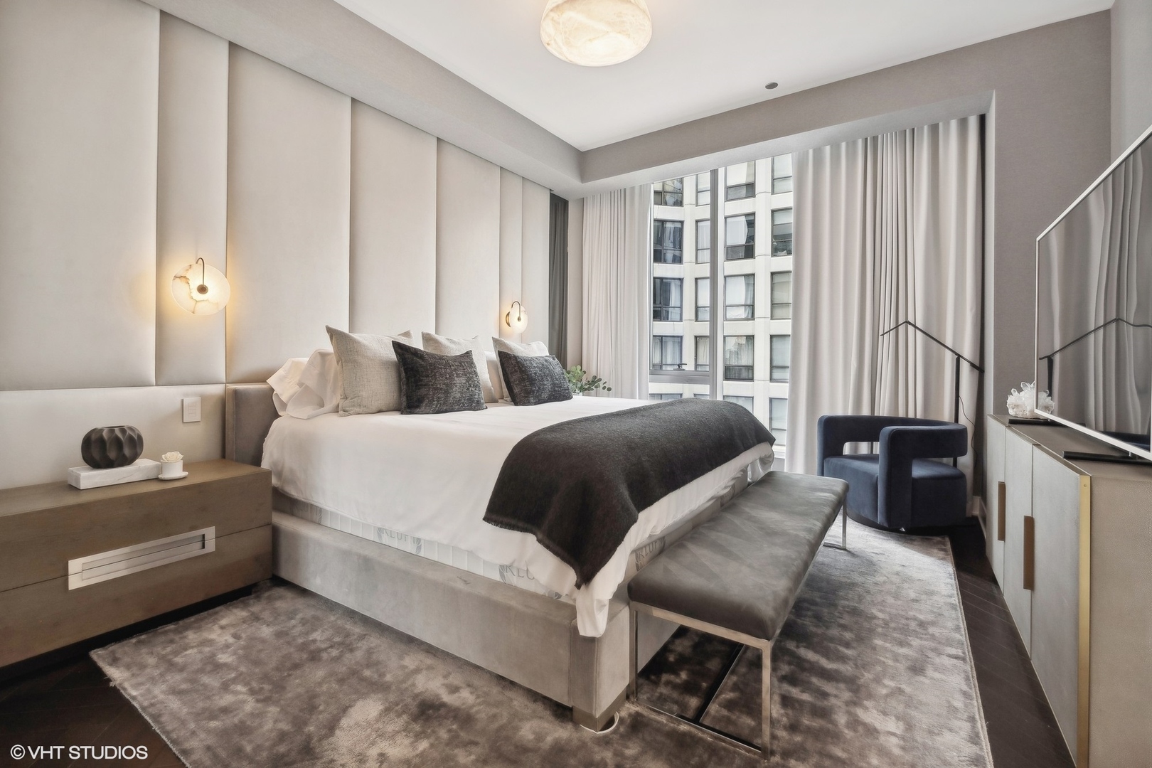 403 N Wabash Ave #12B Chicago, IL 60611