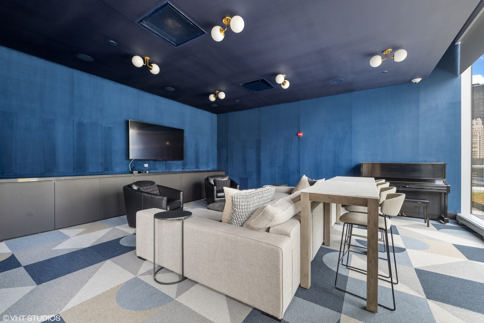 403 N Wabash Ave #12B Chicago, IL 60611