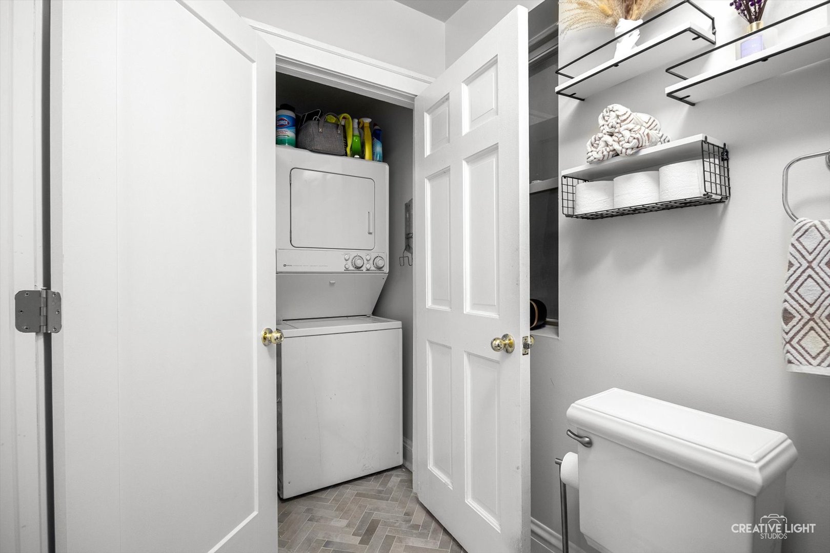 847 S Humphrey Ave #1 Oak Park, IL 60304