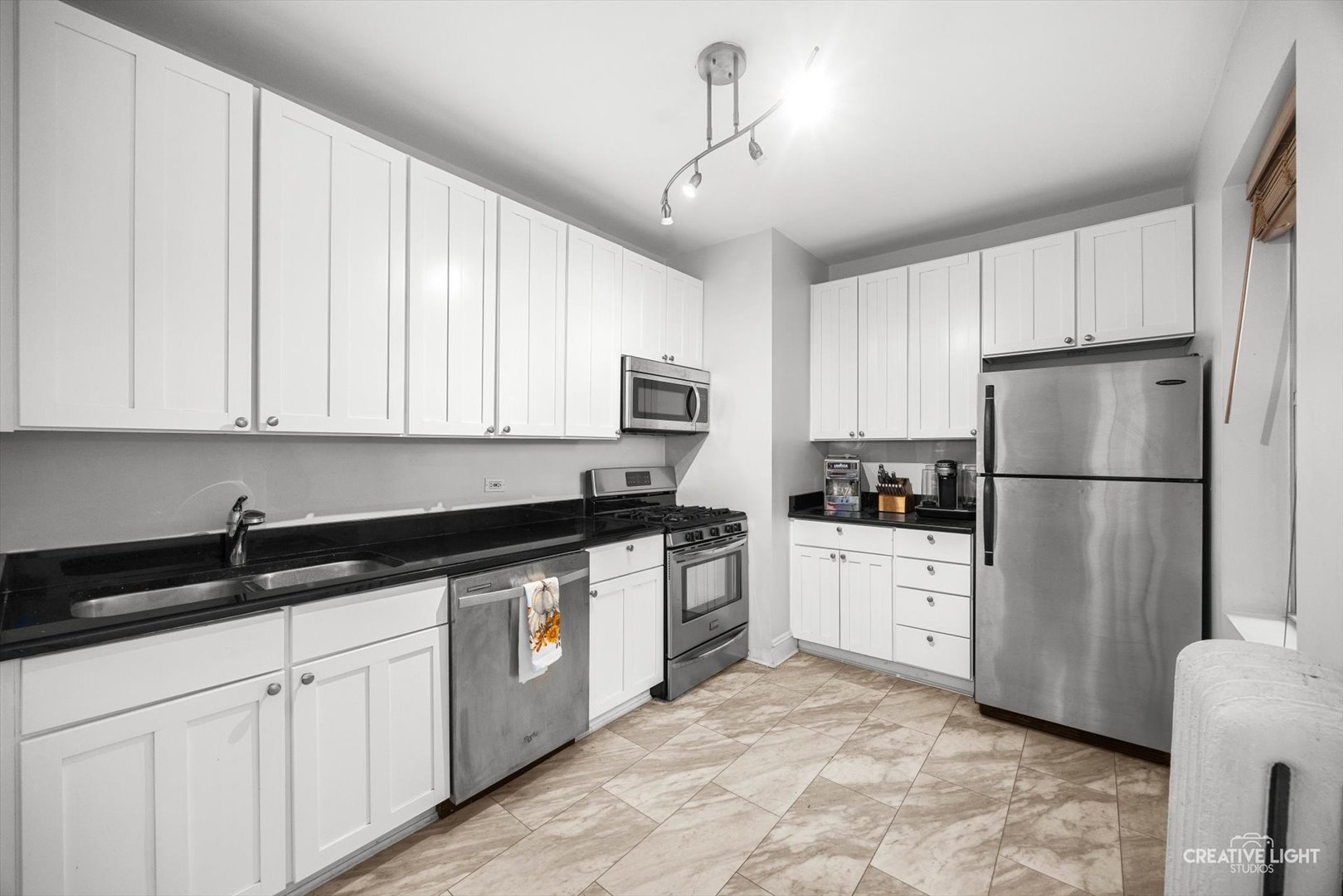 847 S Humphrey Ave #1 Oak Park, IL 60304