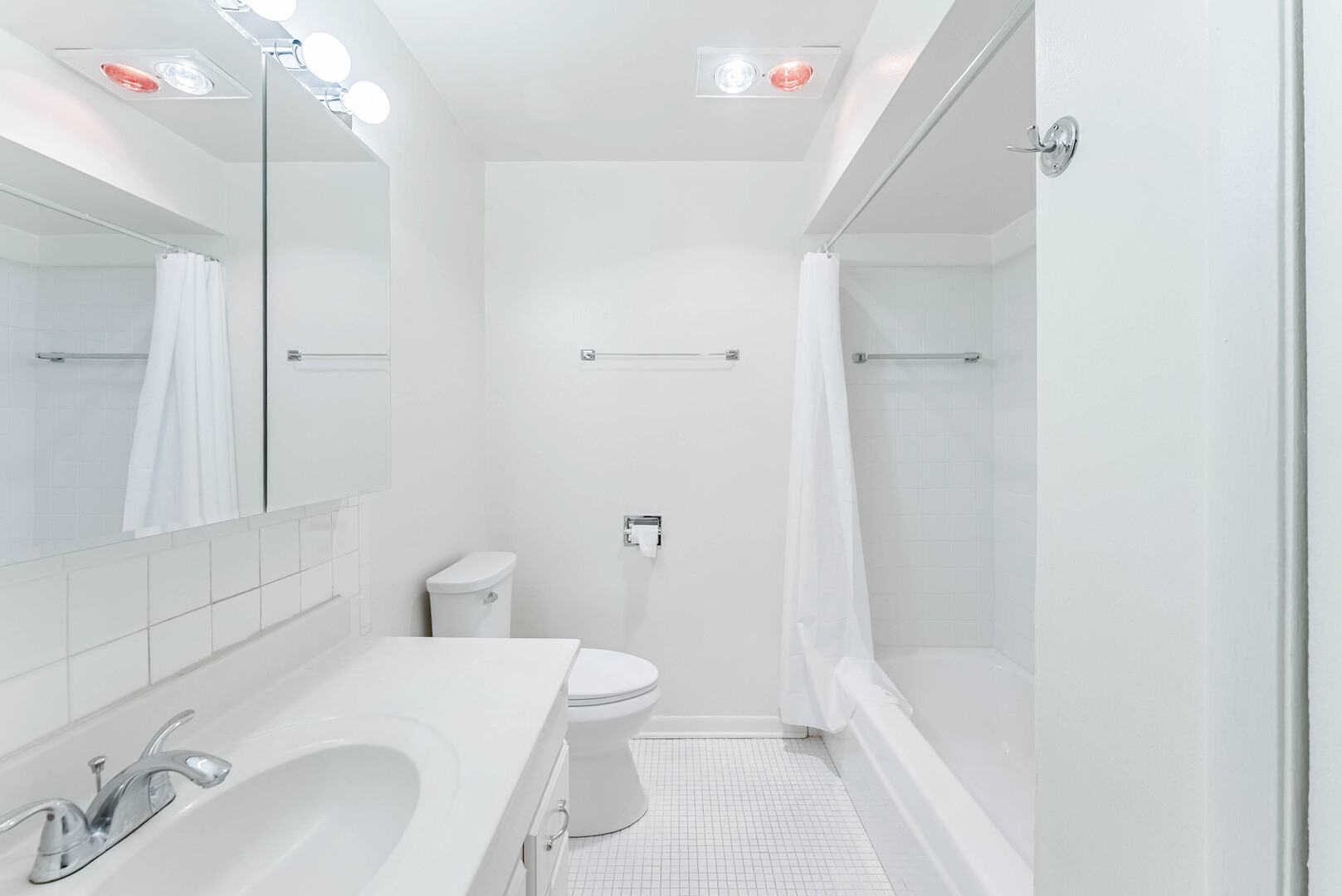 415 Wesley Ave #24 Oak Park, IL 60302