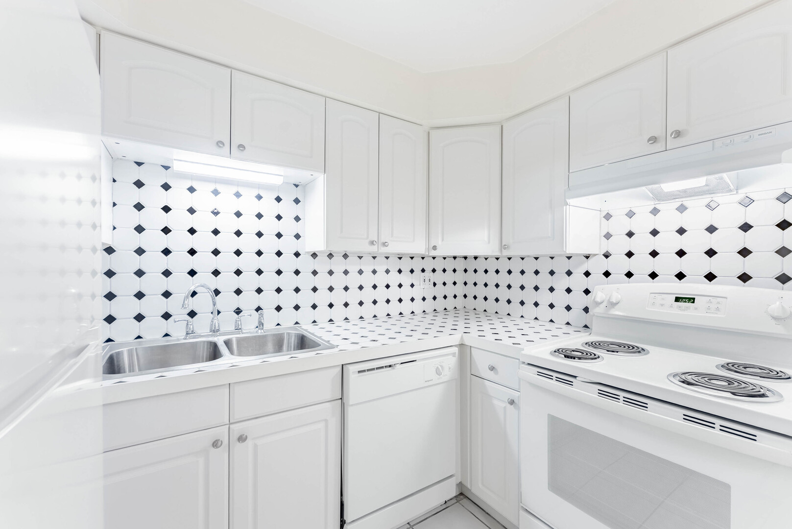 415 Wesley Ave #24 Oak Park, IL 60302