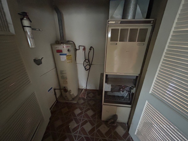 906 E Locust St Watseka, IL 60970