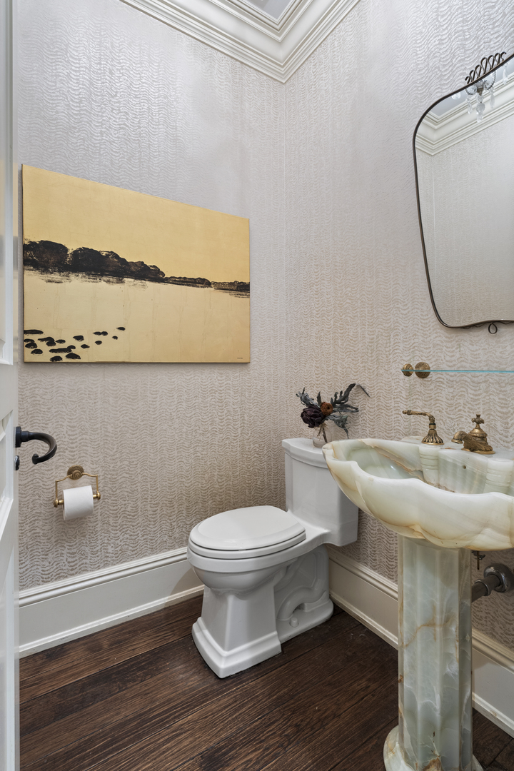 1755 N Mohawk St Chicago, IL 60614