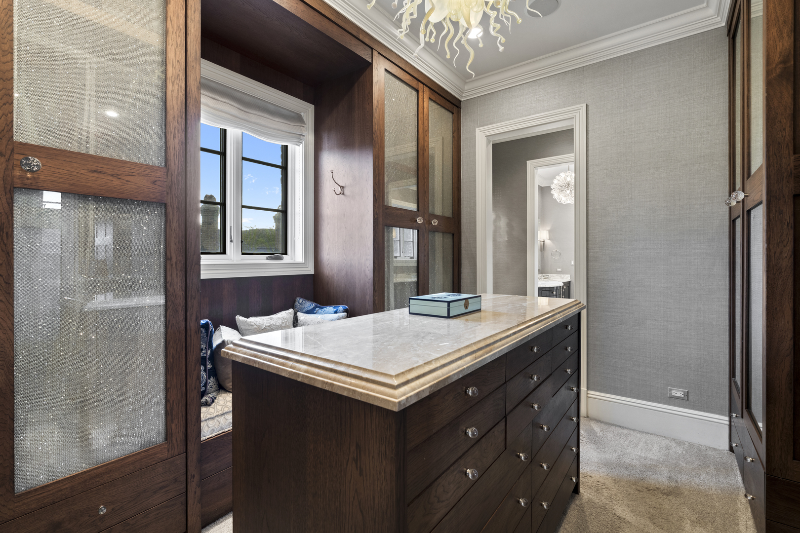 1755 N Mohawk St Chicago, IL 60614