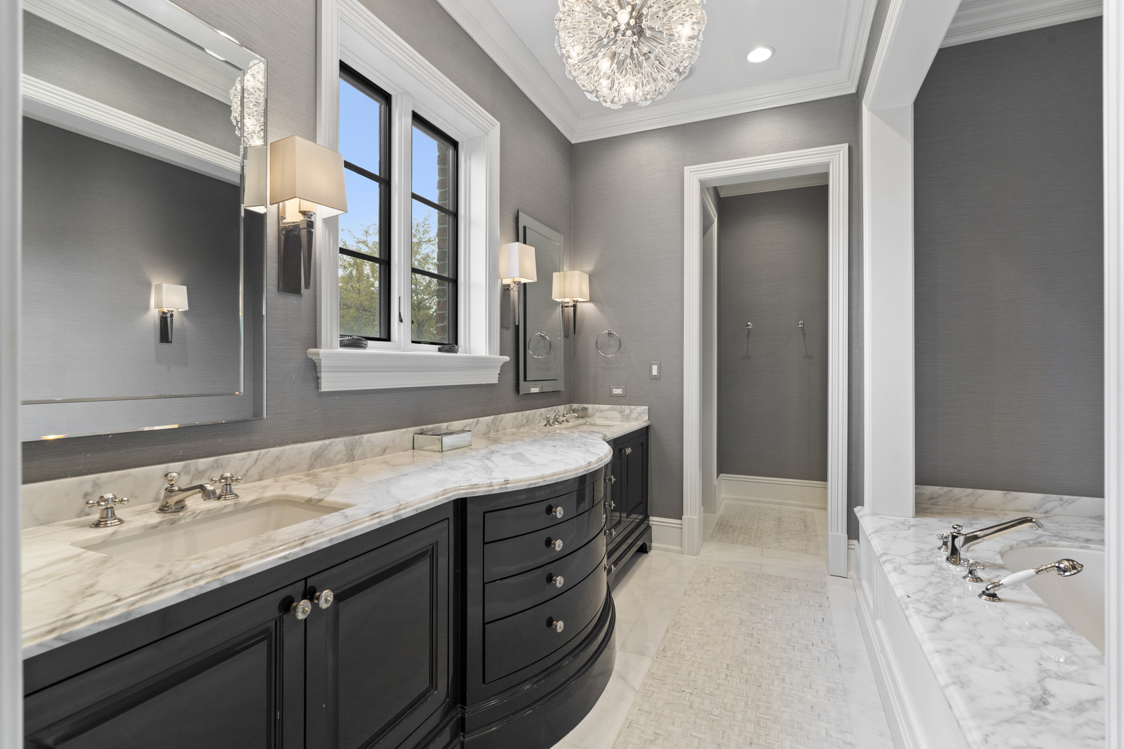 1755 N Mohawk St Chicago, IL 60614