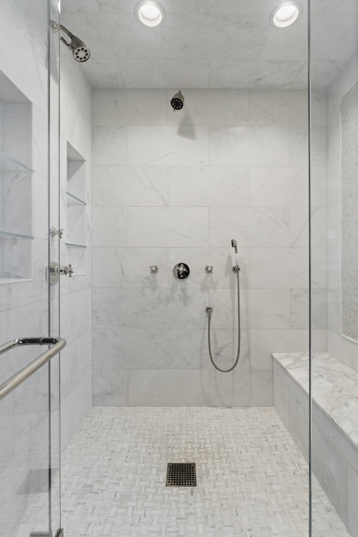 1755 N Mohawk St Chicago, IL 60614