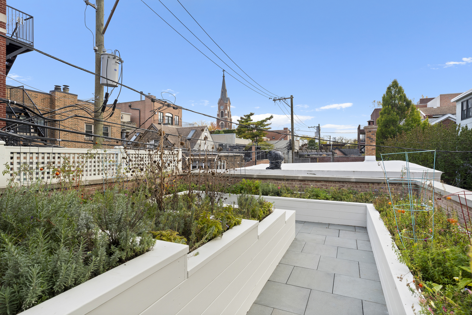 1755 N Mohawk St Chicago, IL 60614