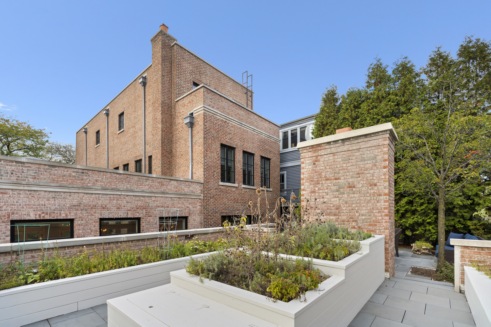 1755 N Mohawk St Chicago, IL 60614