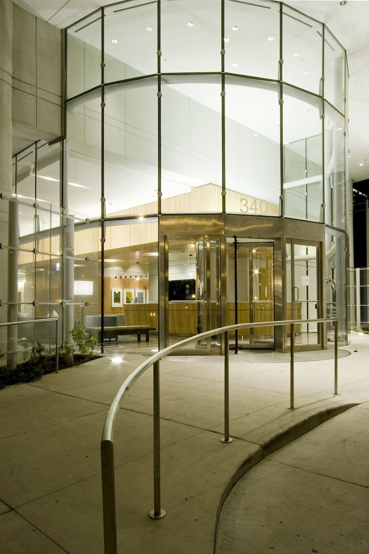 340 E Randolph St #5504 Chicago, IL 60601