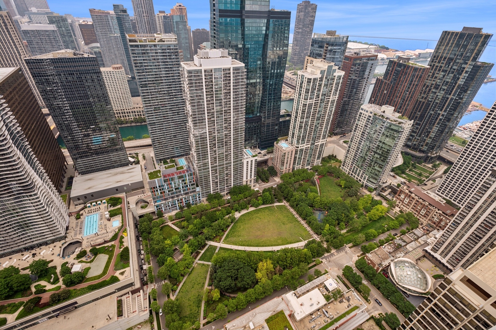 340 E Randolph St #5504 Chicago, IL 60601