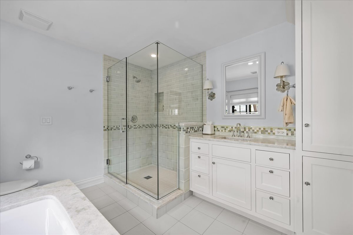 117 Belle Ave Highland Park, IL 60035