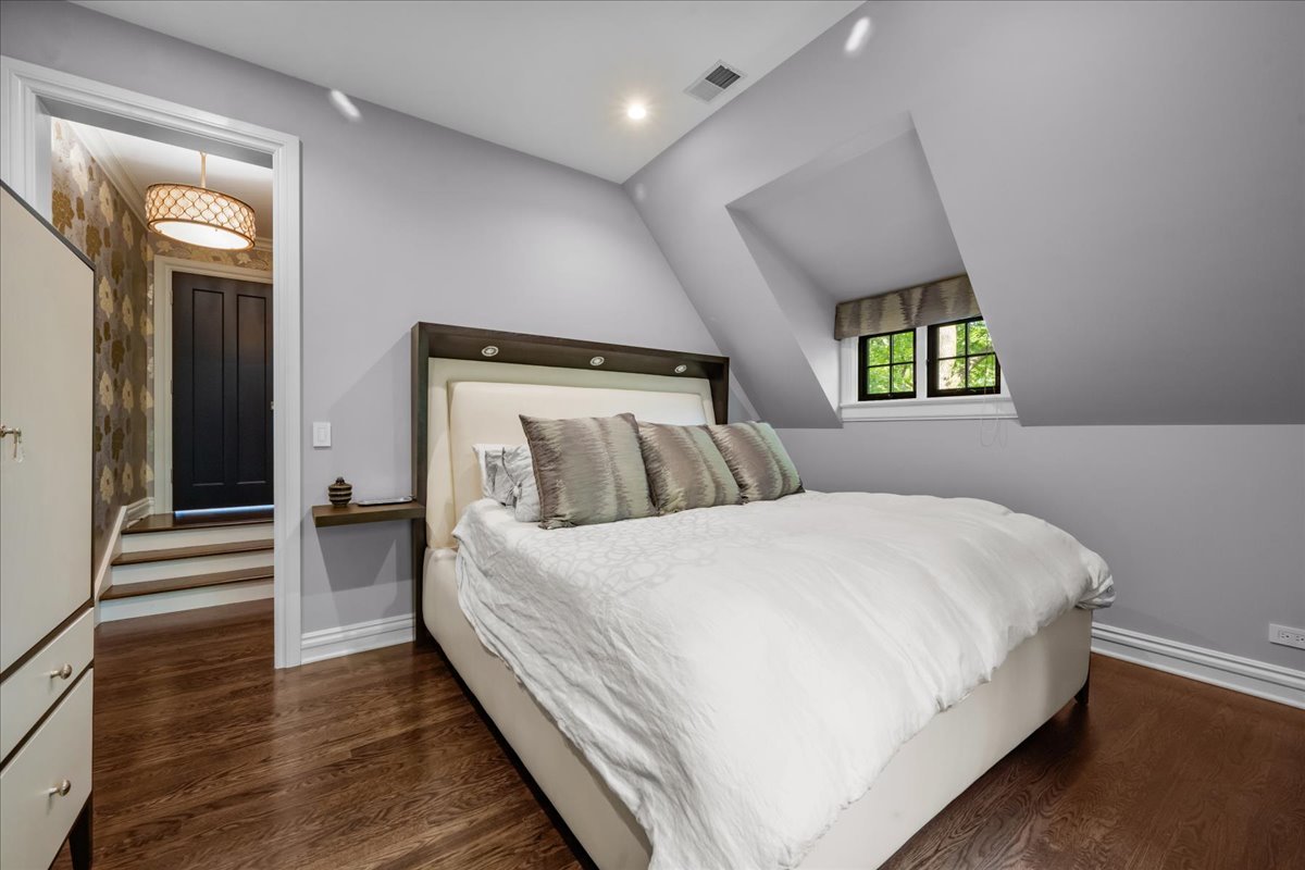 117 Belle Ave Highland Park, IL 60035