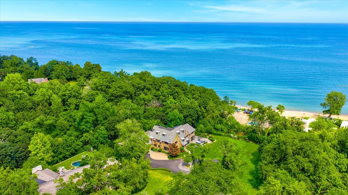 117 Belle Ave Highland Park, IL 60035