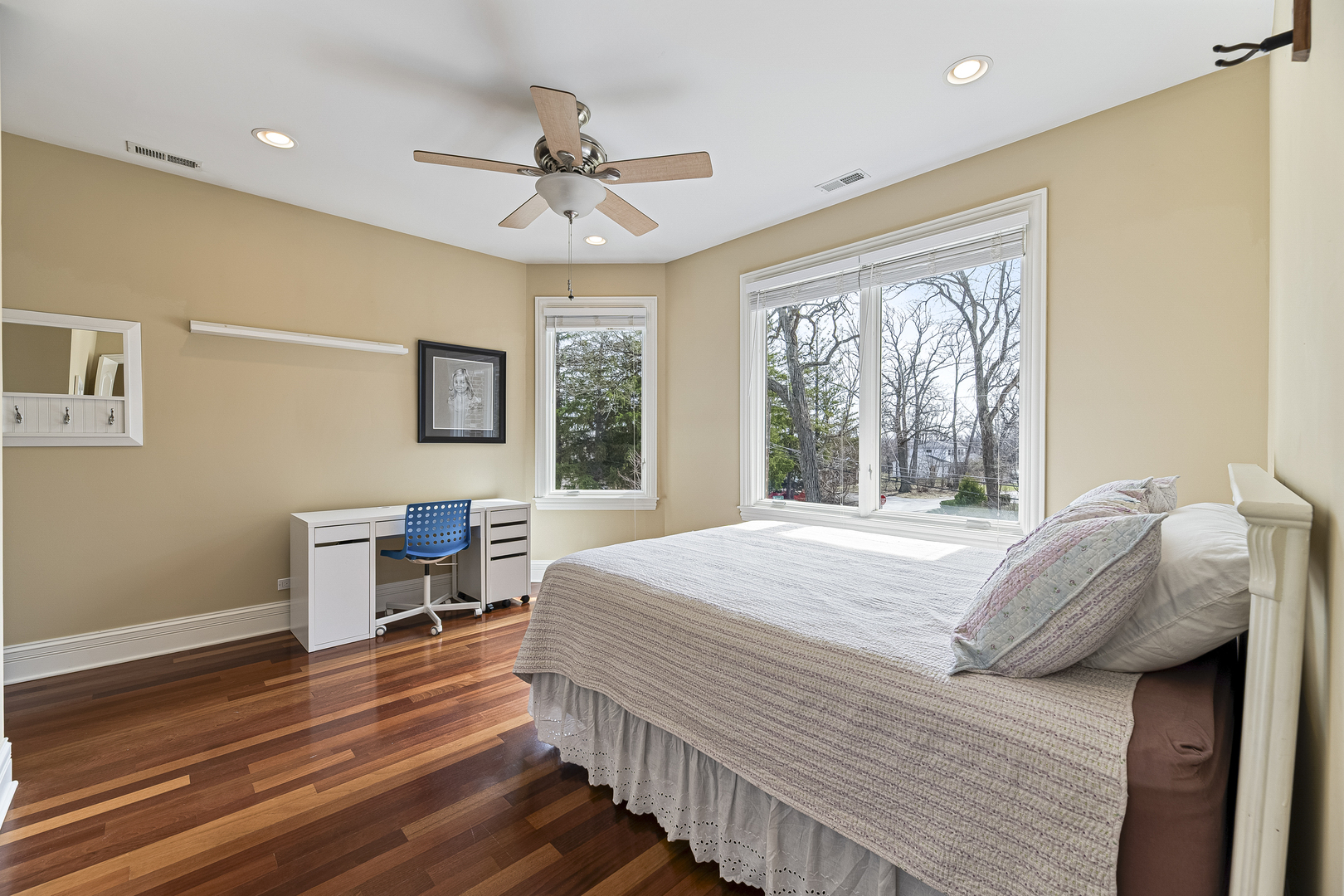 11556 W Elmwood Pl Deerfield, IL 60015