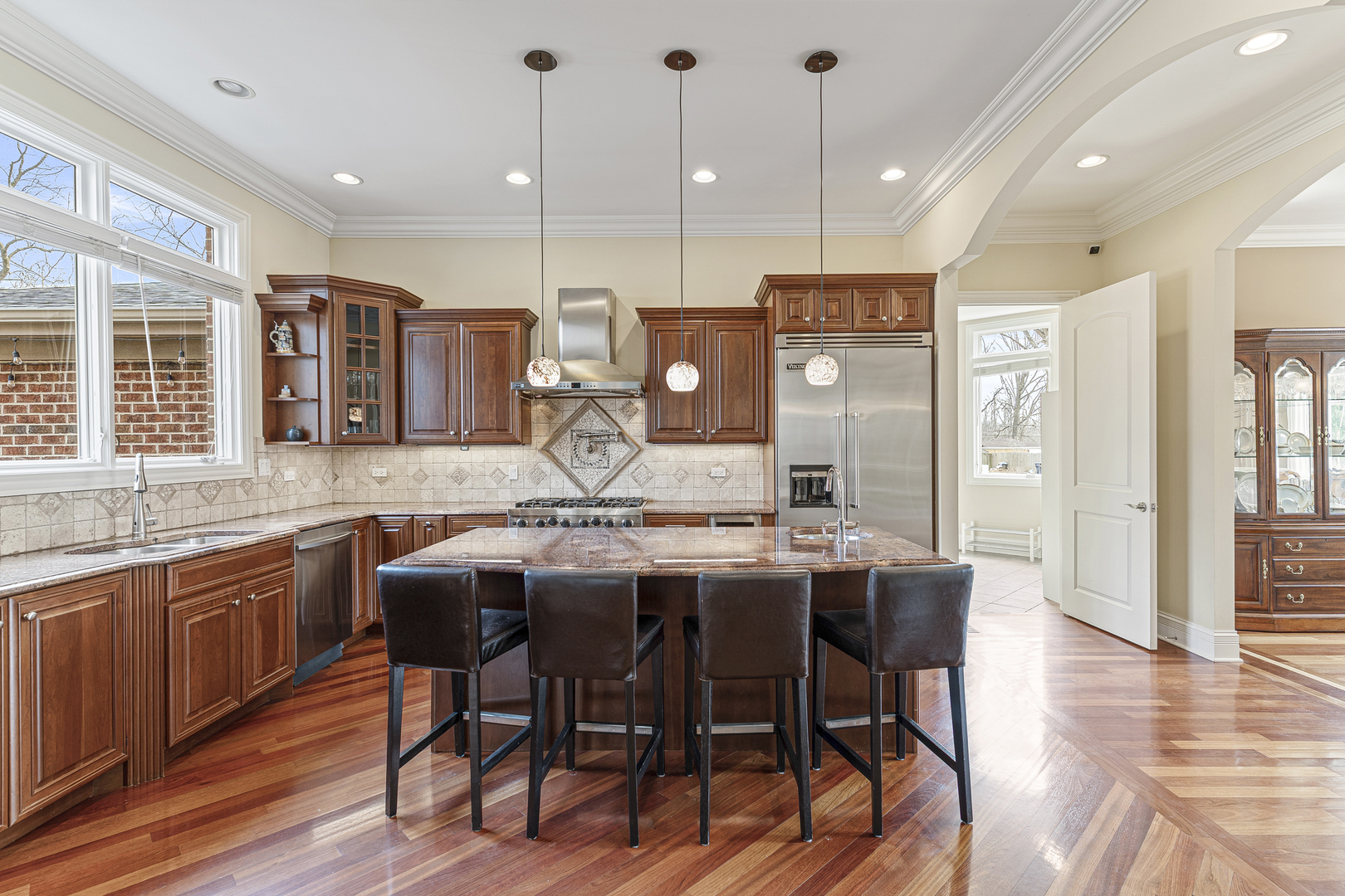 11556 W Elmwood Pl Deerfield, IL 60015