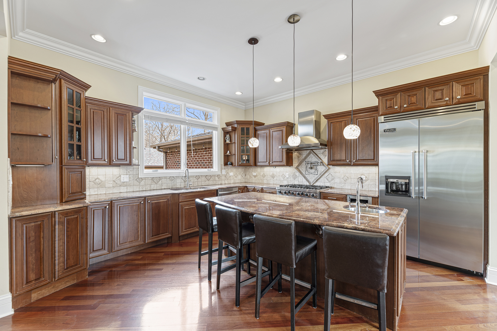 11556 W Elmwood Pl Deerfield, IL 60015