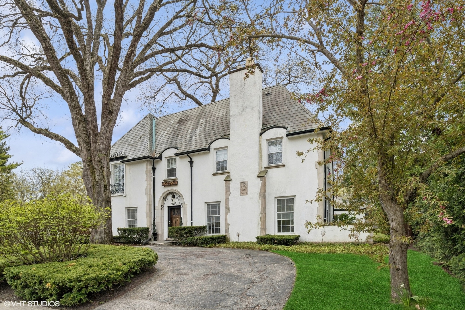 1025 Sheridan Rd