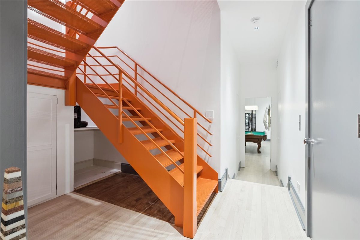 1318 N ASTOR St Chicago, IL 60610