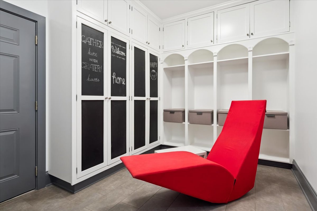 1318 N ASTOR St Chicago, IL 60610