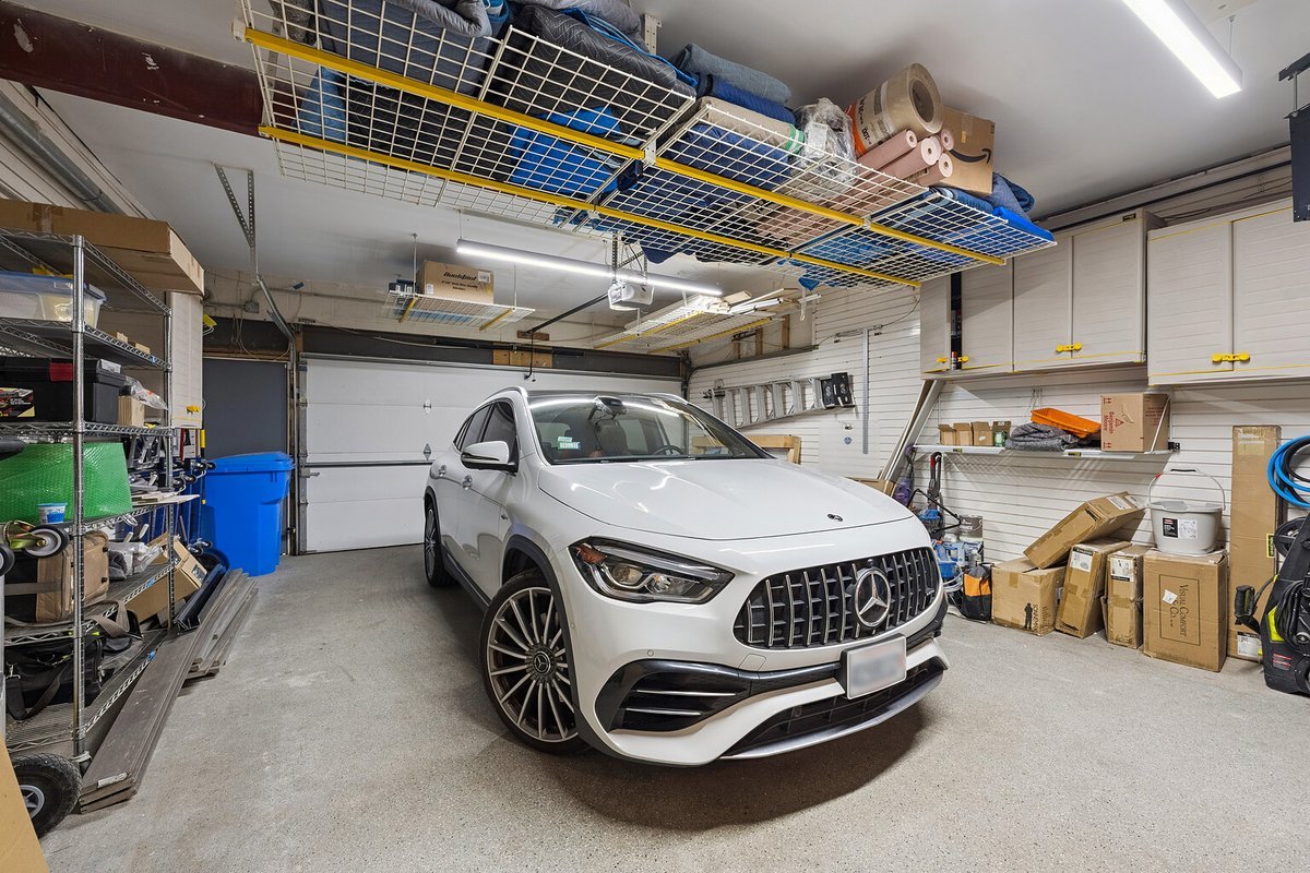 1318 N ASTOR St Chicago, IL 60610