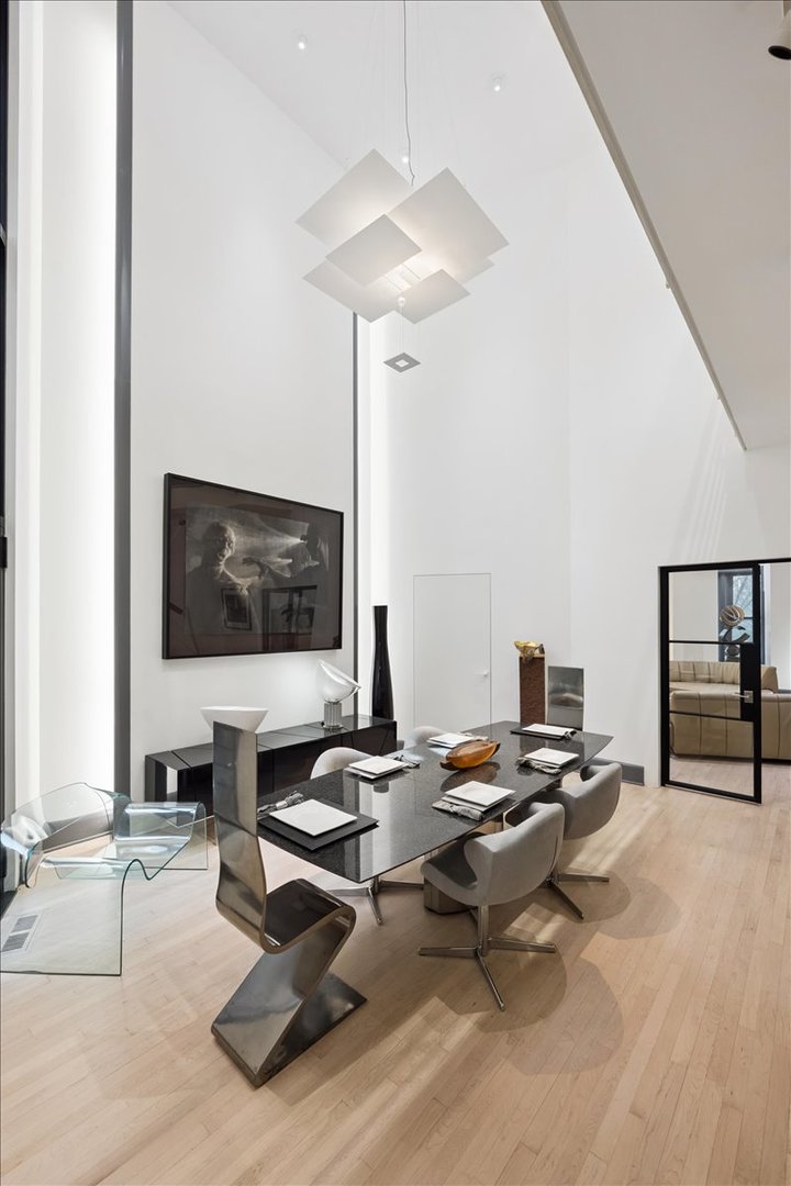 1318 N ASTOR St Chicago, IL 60610