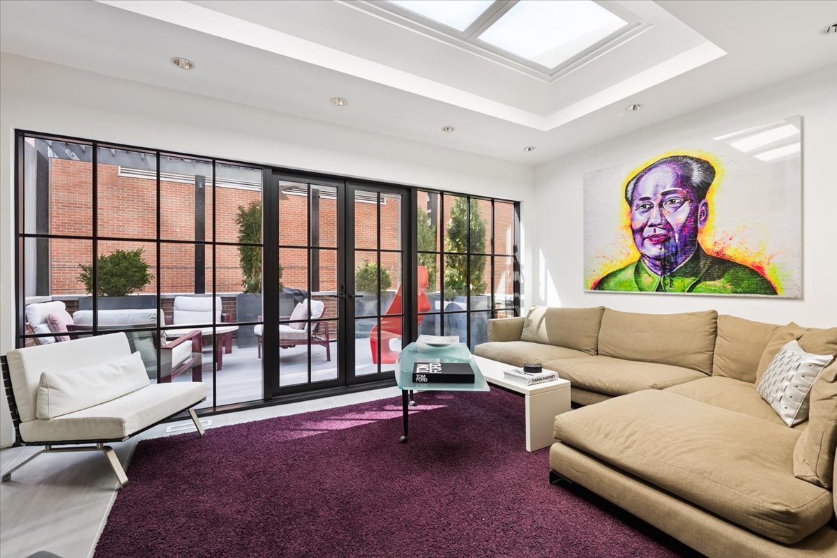 1318 N ASTOR St Chicago, IL 60610